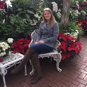 Meet your Posher, Amanda